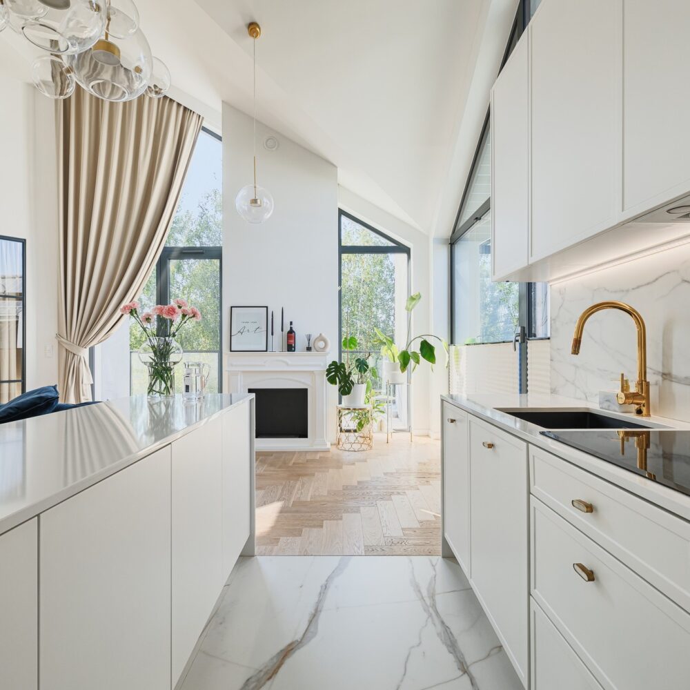 CR6_9594_HDR CR6_9594_HDR